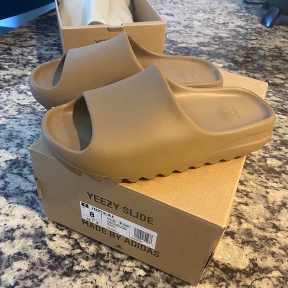 yeezy slide size 7